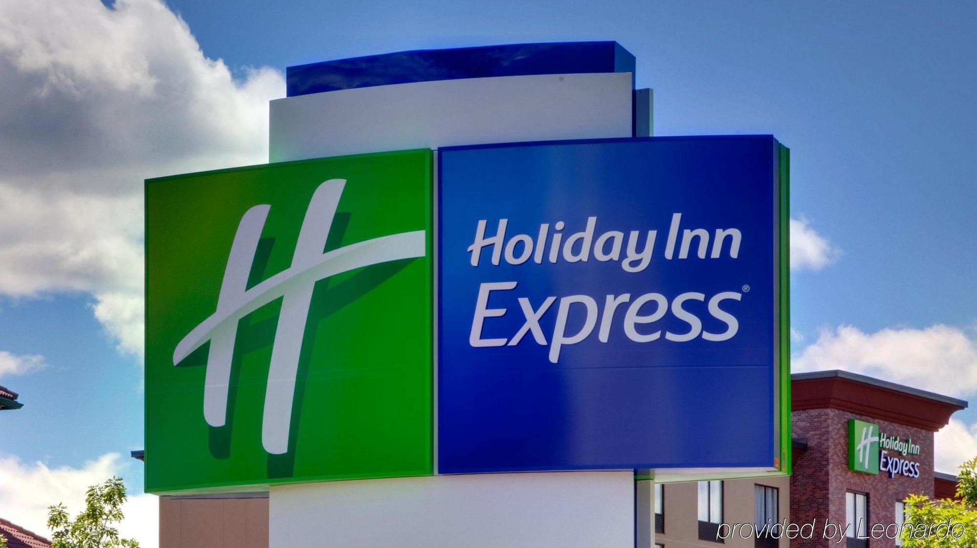 Holiday Inn Express & Suites Johnstown By Ihg Εξωτερικό φωτογραφία