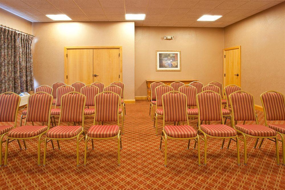 Holiday Inn Express & Suites Johnstown By Ihg Εξωτερικό φωτογραφία