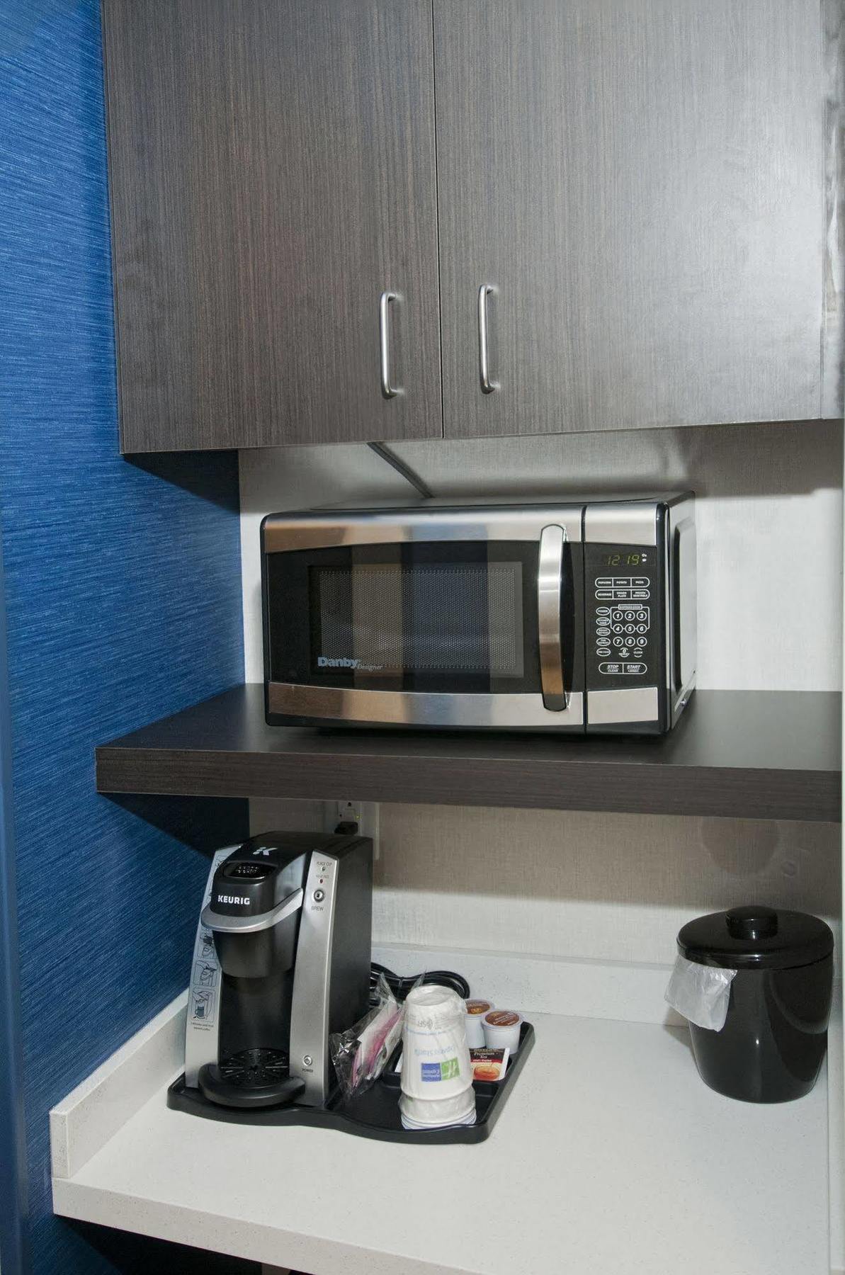 Holiday Inn Express & Suites Johnstown By Ihg Εξωτερικό φωτογραφία