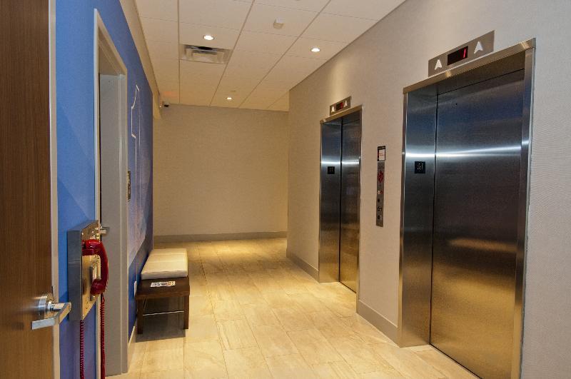 Holiday Inn Express & Suites Johnstown By Ihg Εξωτερικό φωτογραφία